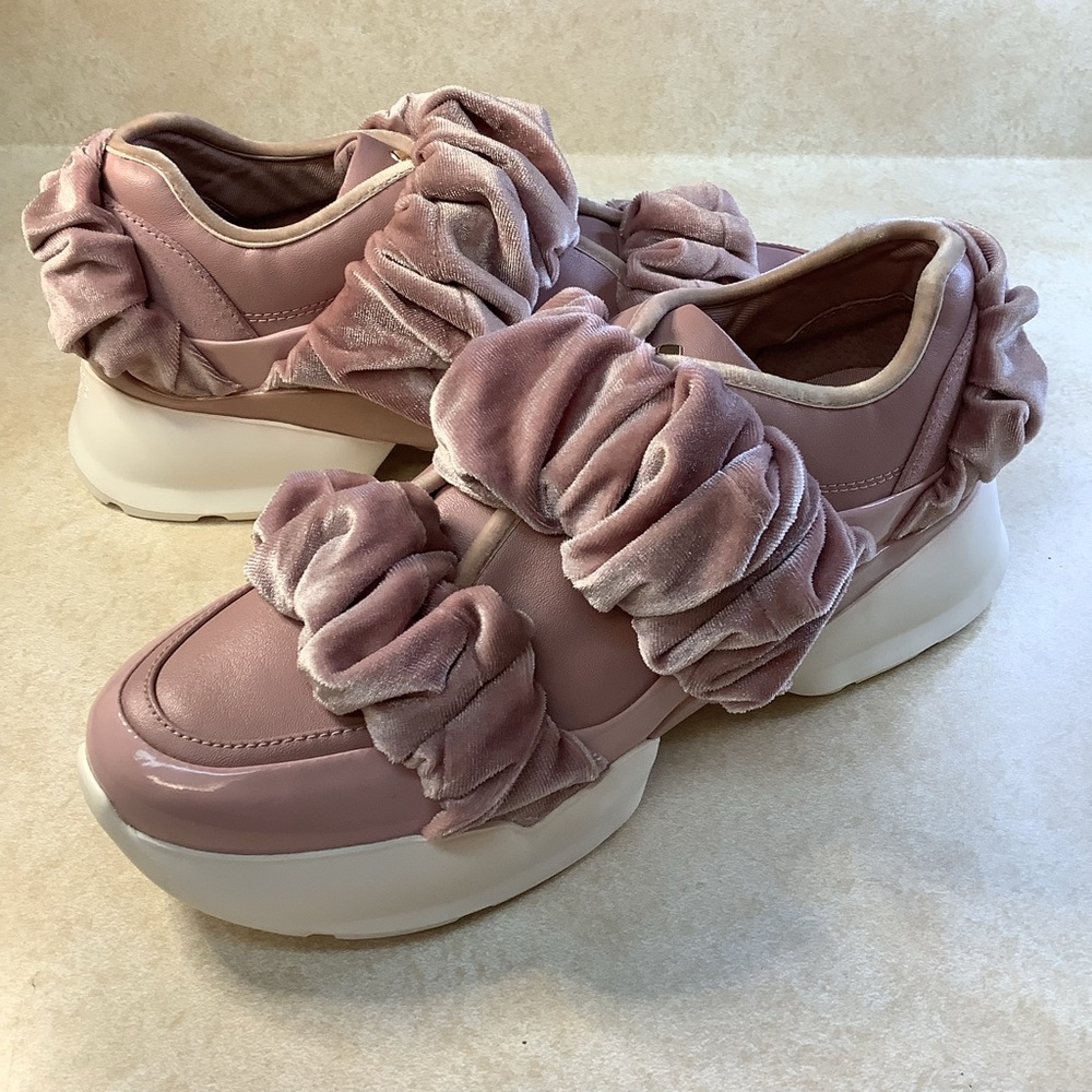 Kate Spade NewYork Scrunchie Slip-On Sneakers Pink Rose Size 9.5